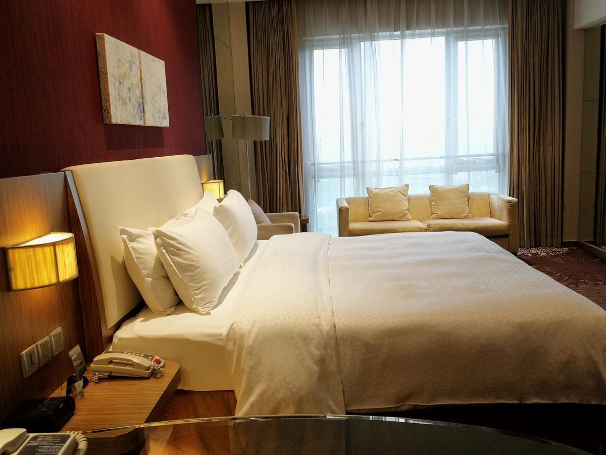 Four Points By Sheraton Tai'An Tai'an  Exteriör bild
