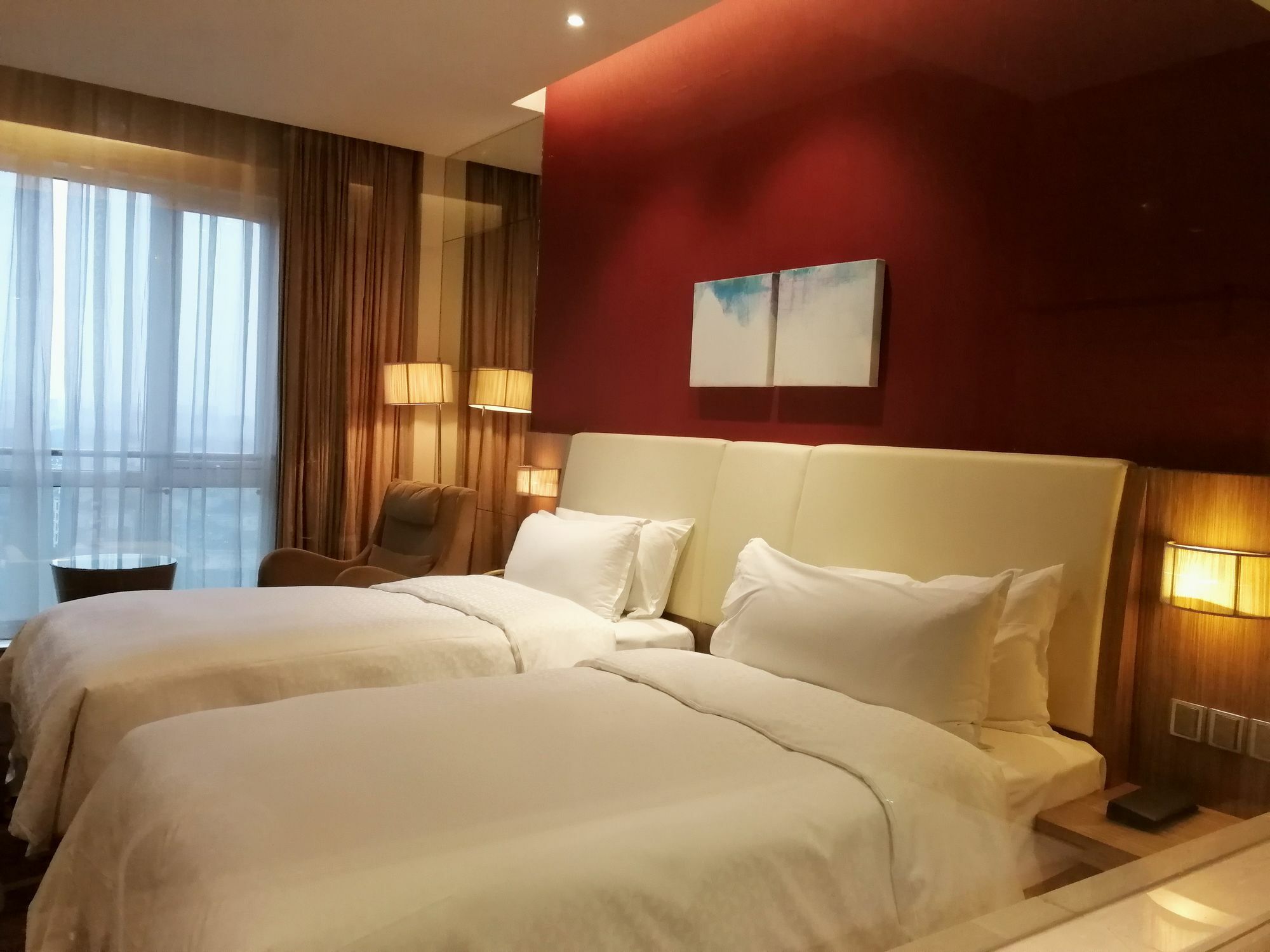 Four Points By Sheraton Tai'An Tai'an  Exteriör bild