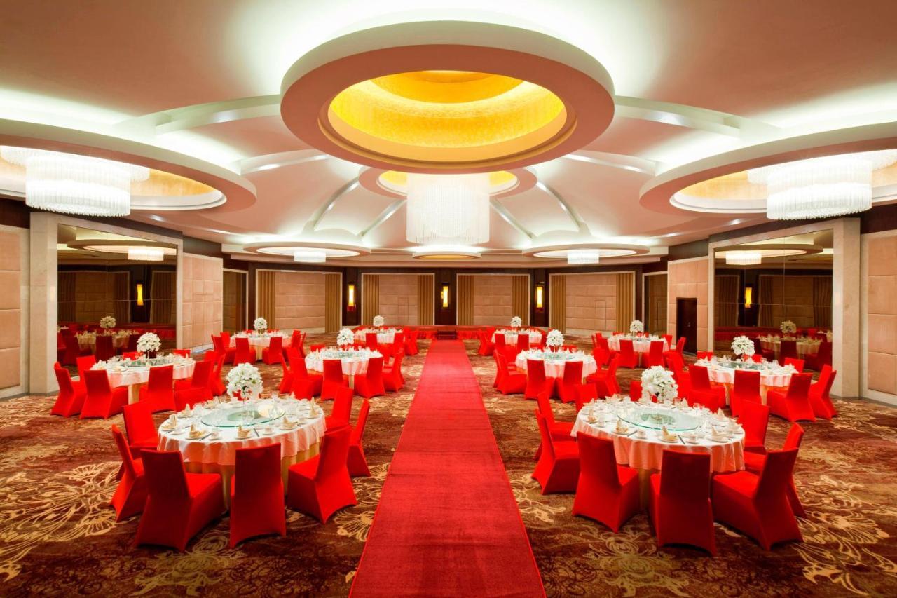 Four Points By Sheraton Tai'An Tai'an  Exteriör bild